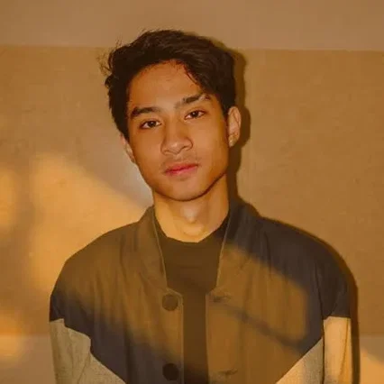  Devano Danendra