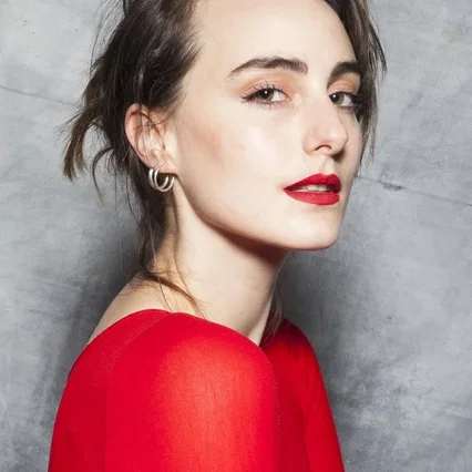  Emilia Lazo