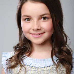 Photo star :  Lilly Aspell