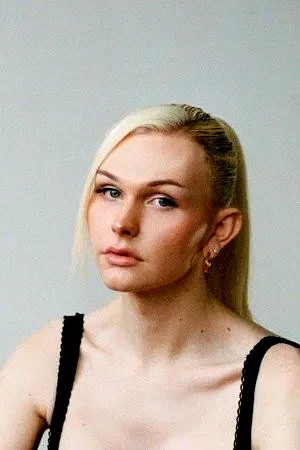  Hannah Jones