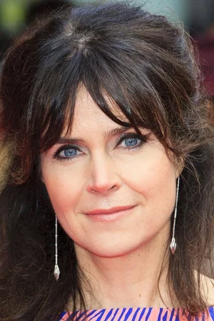  Liza Marshall photo
