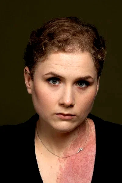  Stessie Santoru
