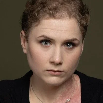  Stessie Santoru