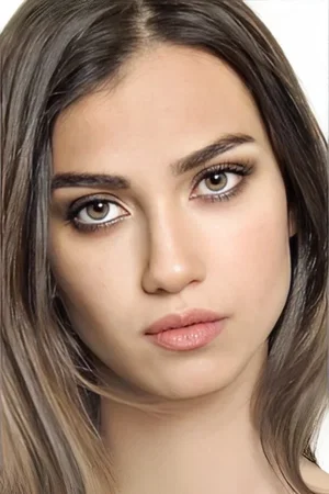  Aleyna Solaker