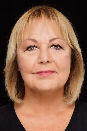  Alev Oraloğlu
