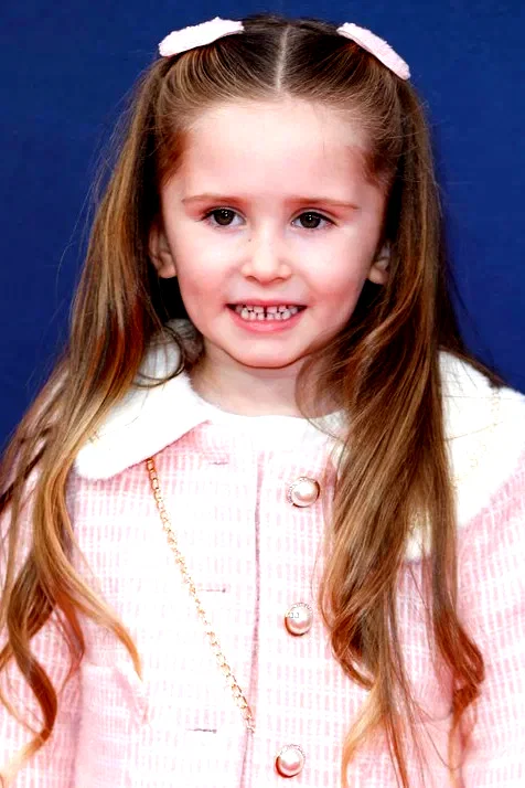  Grace Delaney