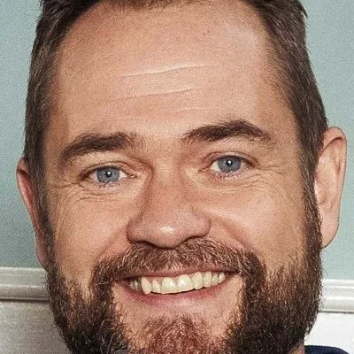  Esben Dalgaard
