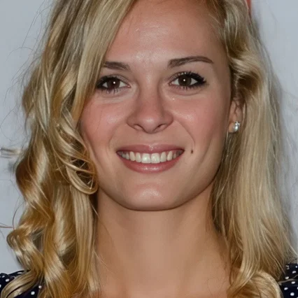  Alice Raucoules