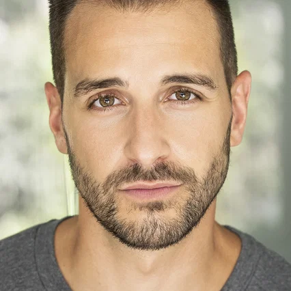  Michael Morrone