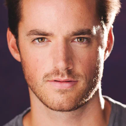  Connor Hines