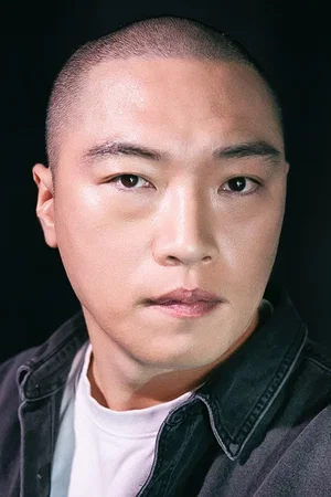  Choi Young-woo photo