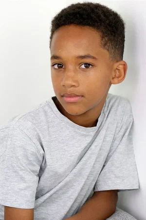  Aaron Zach photo