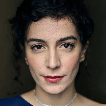  Rasti Farooq