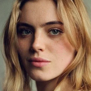 Photo star :  Bella Maclean