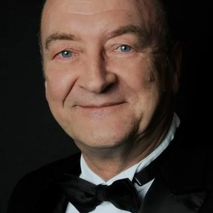  Maxie Peters