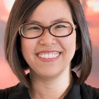  Fawn Veerasunthorn