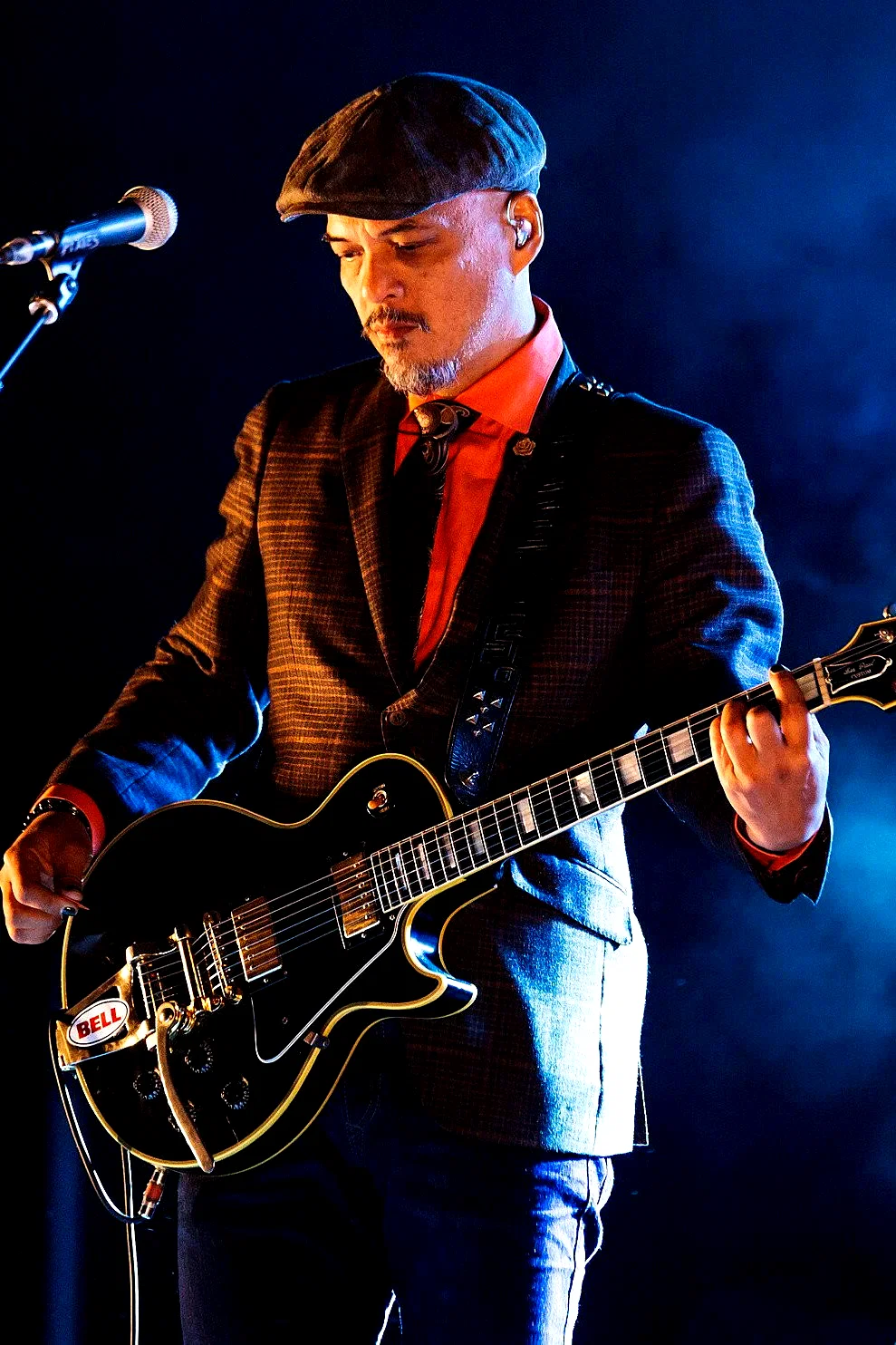  Joey Santiago