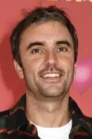  Chris Sweeney photo