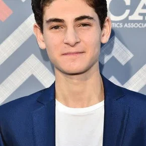 Photo star : David Mazouz