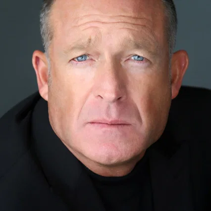  Michael Graham