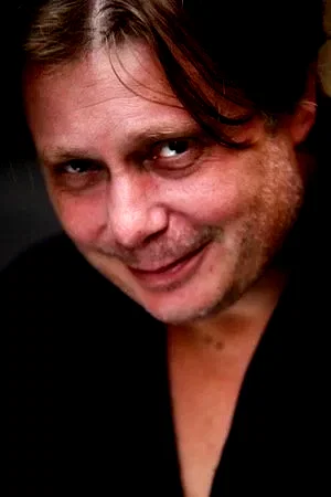  Massimiliano Caprara