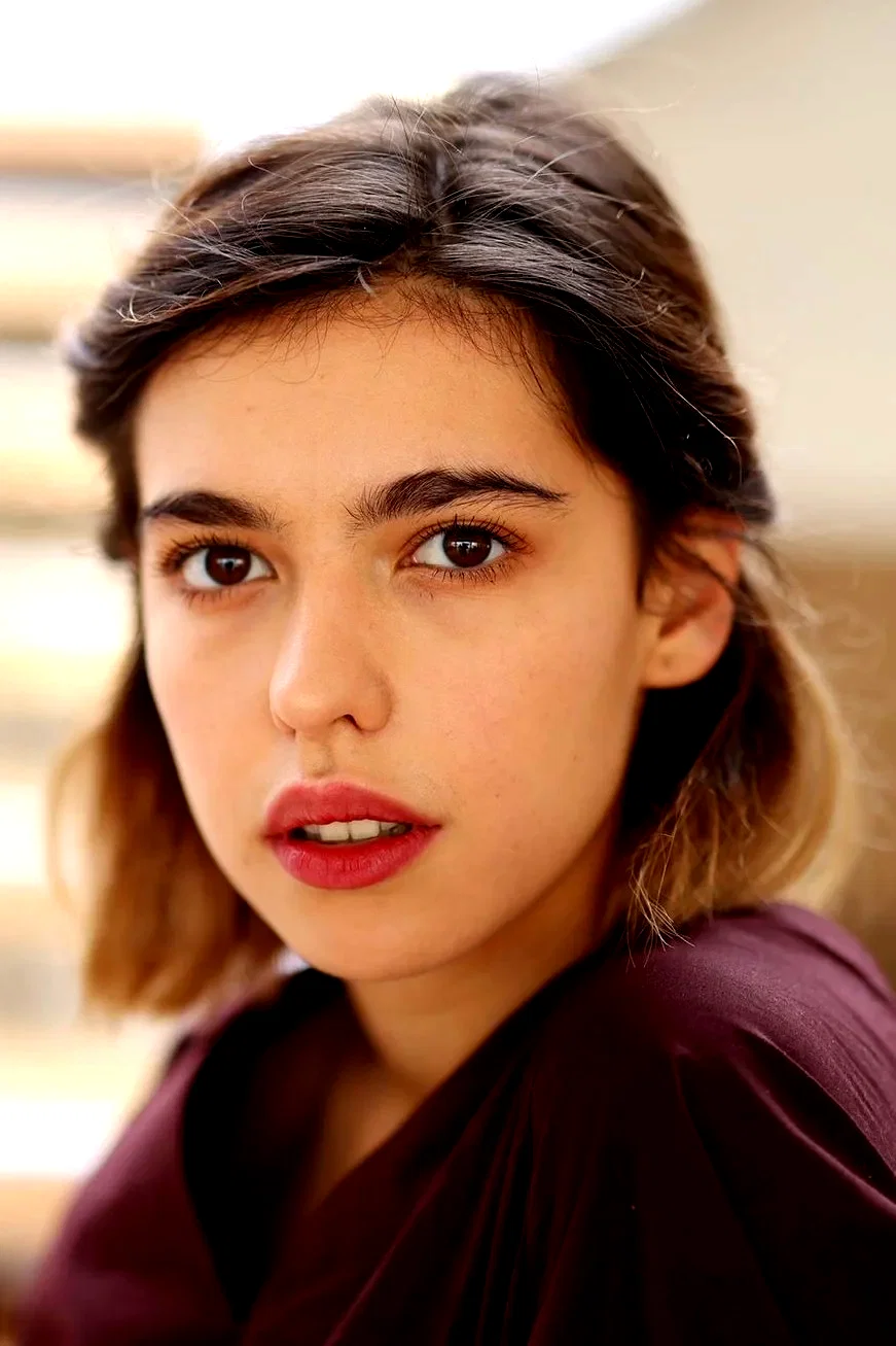  Mara Bugarin