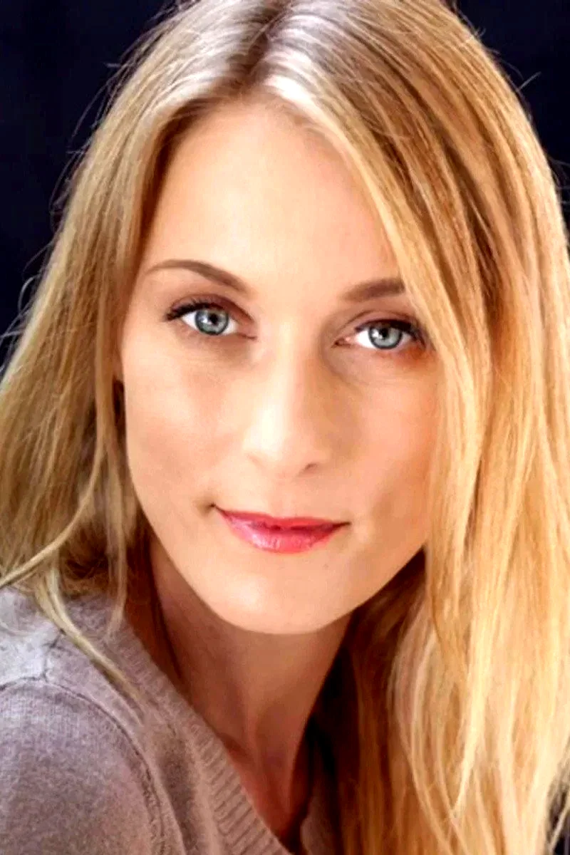  Sadie Katz