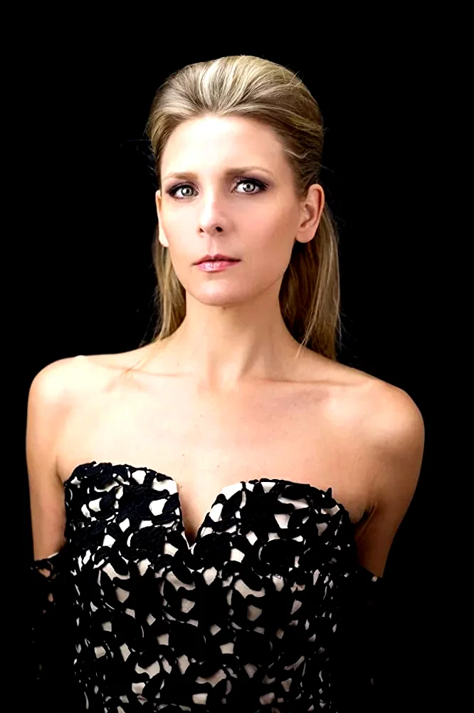  Michelle Lang