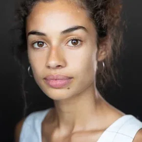 Photo star :  Nia Towle