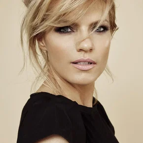 Photo star : Kathleen Rose Perkins