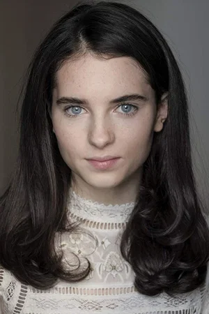  Darci Shaw photo