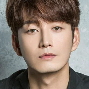 Photo star :  Lee Hyun-wook