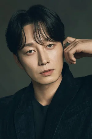 Photo de  Lee Hyun-wook