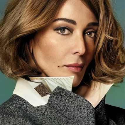  Zerrin Tekindor