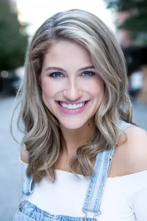  Kailey Hyman
