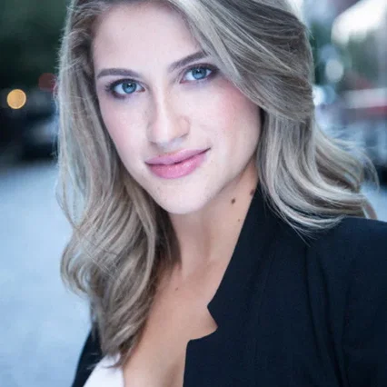  Kailey Hyman