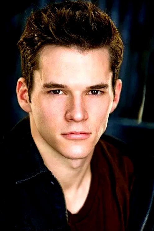  Mark Hapka