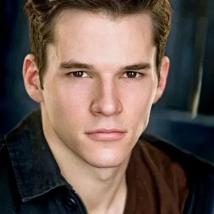  Mark Hapka