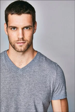  Matt Morrison photo