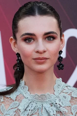  Lara McDonnell
