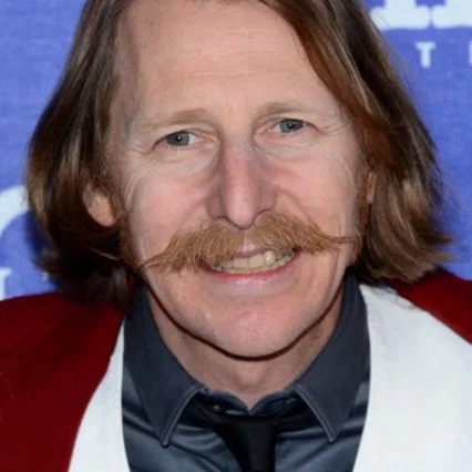 Lew Temple