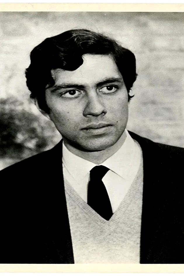  Salmaan Peerzada