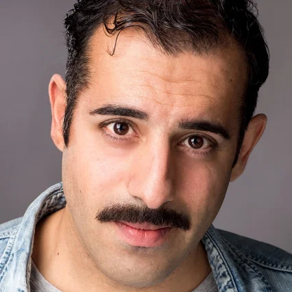  Bahador Foladi