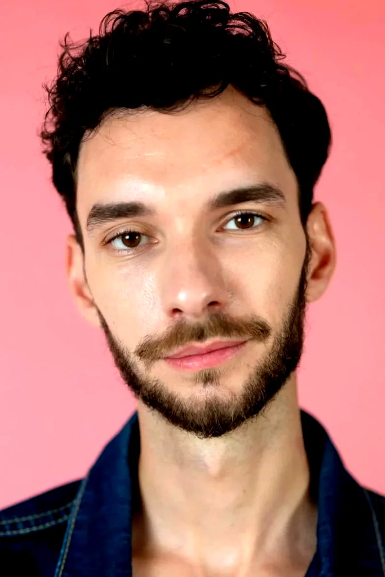  Adonis Tanța