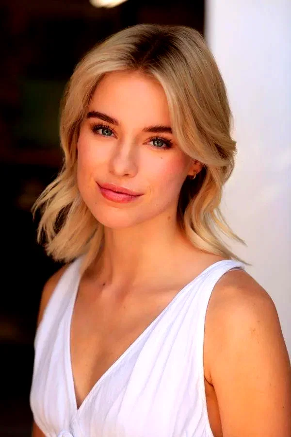  Elle Chapman