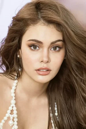  Ivana Alawi