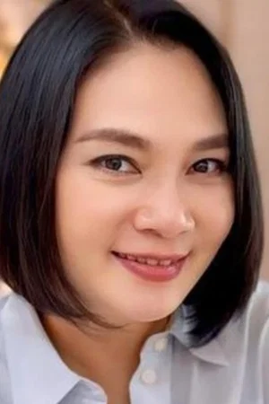  Dian Nitami