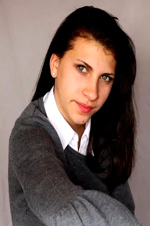  Isabella Celaya