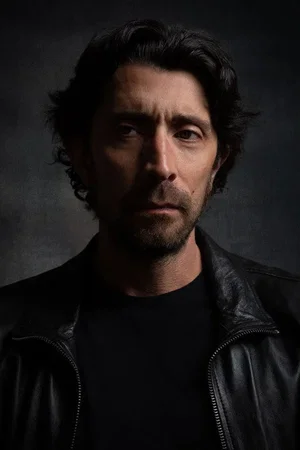  Adam Cushman photo