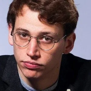  Adrian Pezdirc